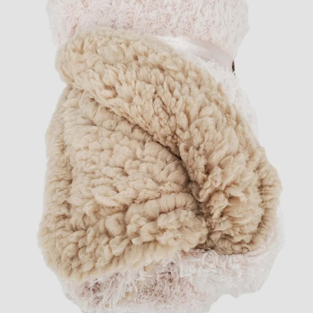 Ulta Beauty Limited Edition Plush Throw Blanket Blush Pink Tan 50x60‎ Reversible